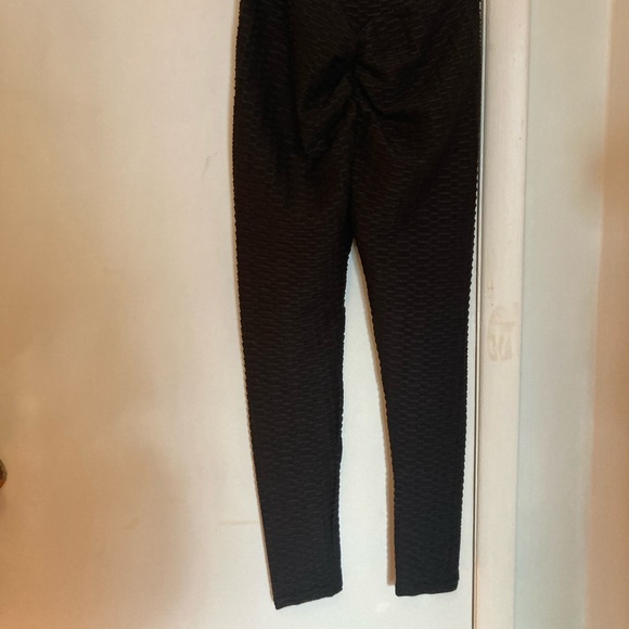 Black ribbed athletic leggings - Picture 2 of 4